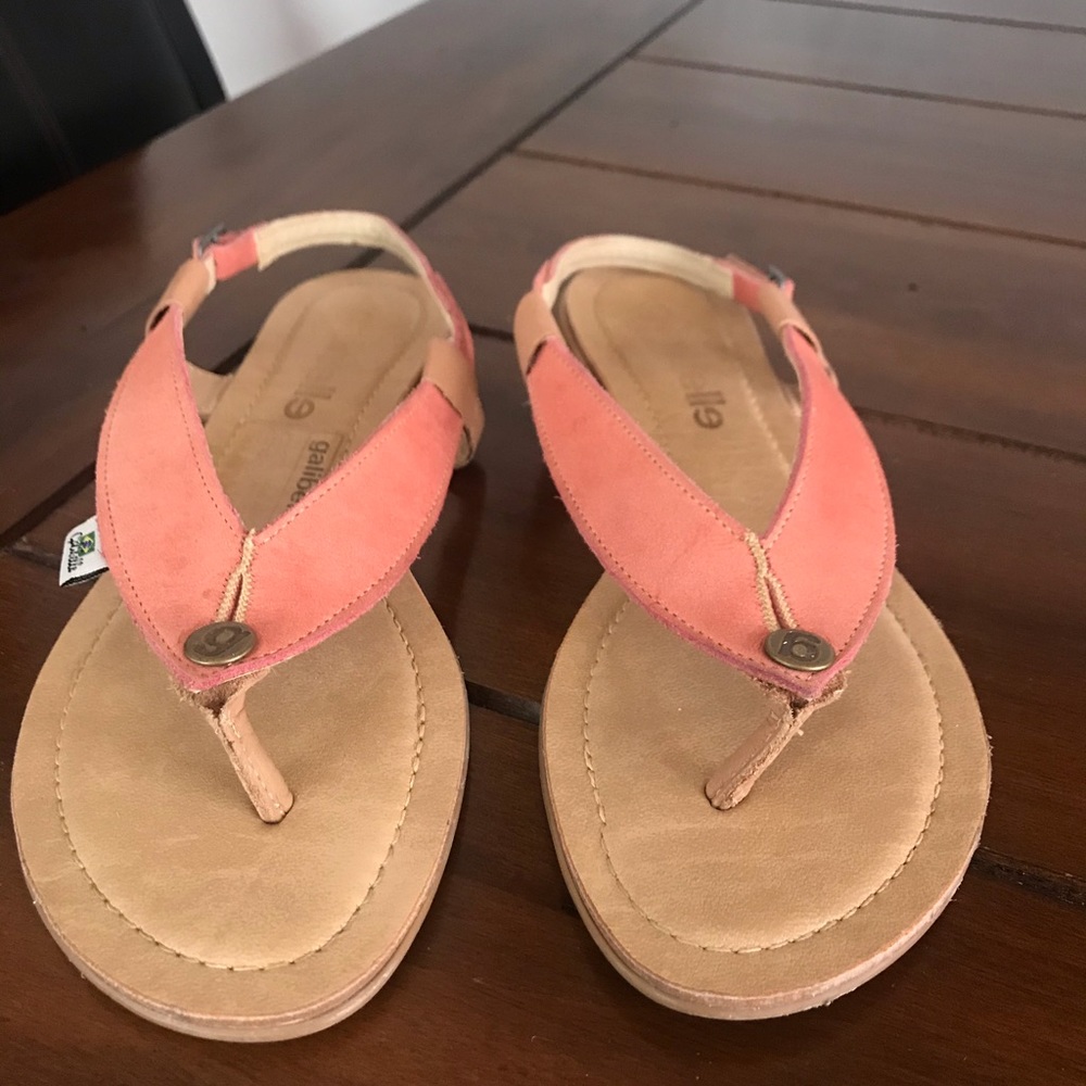 Women’s Sandals